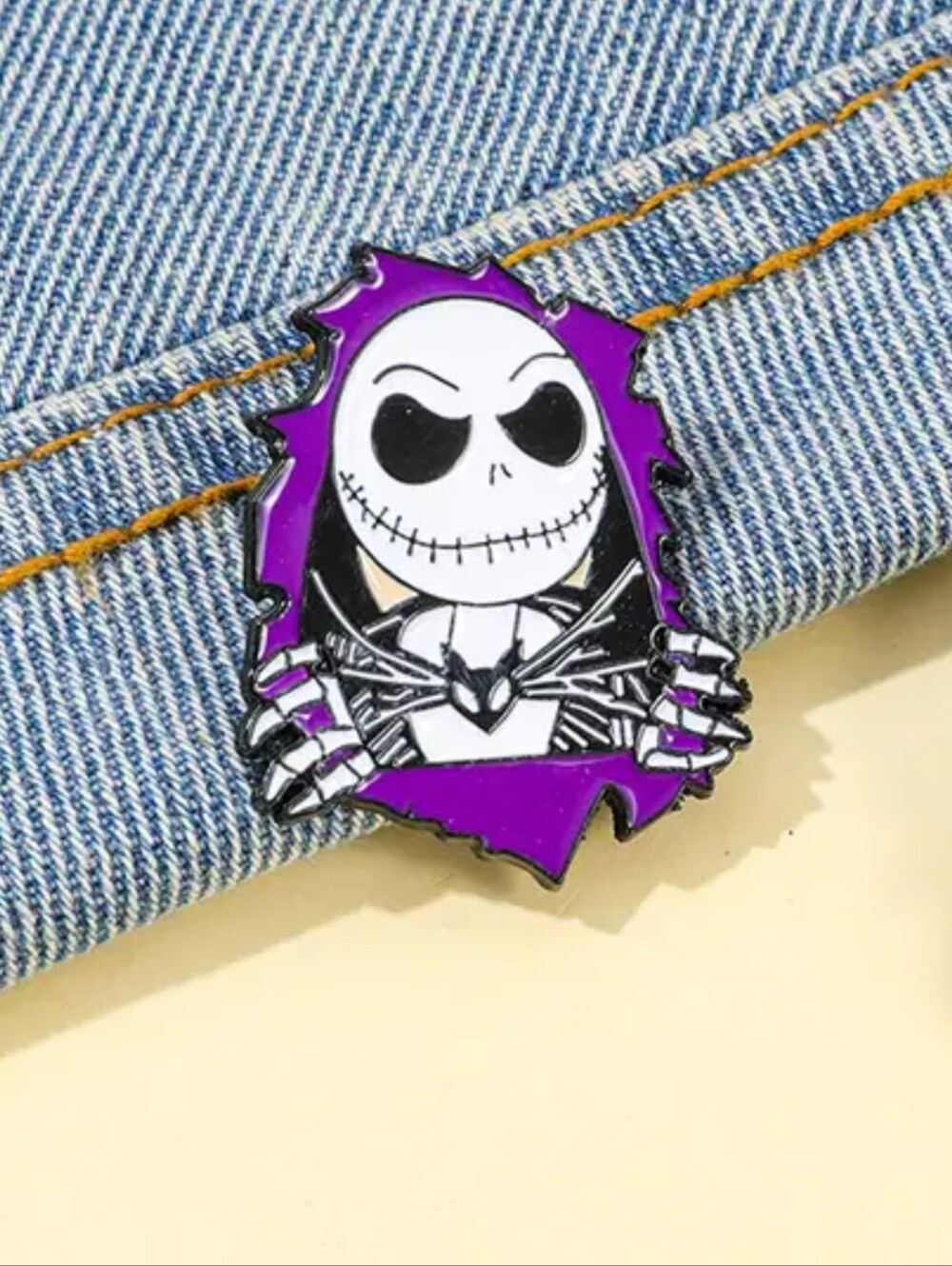 3$ Add On⭐ Jack Skellington Pin